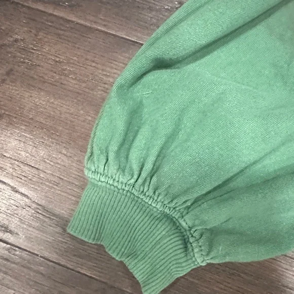 We The Free Green V-Neck Tee - Picture 4 of 14